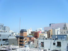 建物からの眺め小浦駅方面
